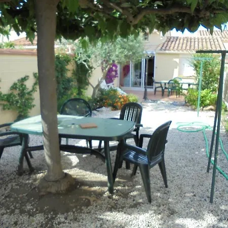 Daire Proche Commerces Et Pavillon Tres Bien Equipe - 6ayg10