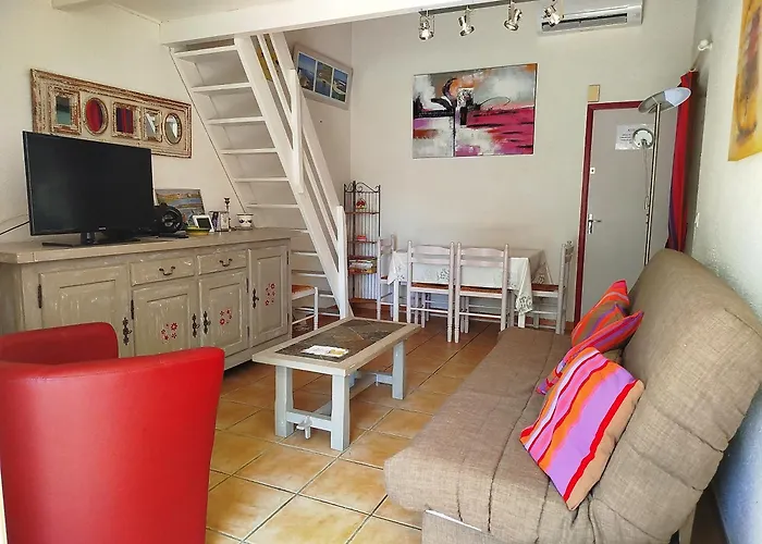 Appartement Proche Commerces Et Pavillon Tres Bien Equipe - 6ayg10